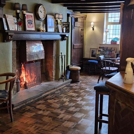 The Talbot Hotel ليدبوري المظهر الخارجي الصورة