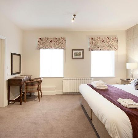 The Talbot Hotel ليدبوري المظهر الخارجي الصورة